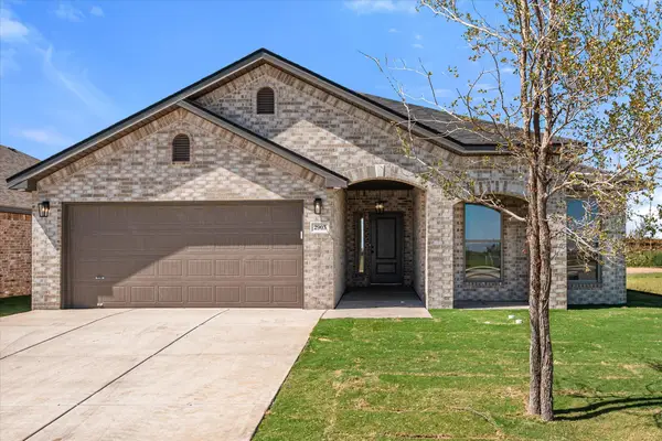 2903 Harvest Avenue, Wolfforth, TX 79382