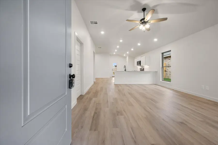 2909 Harvest Avenue, Wolfforth, TX 79382 - Image #2