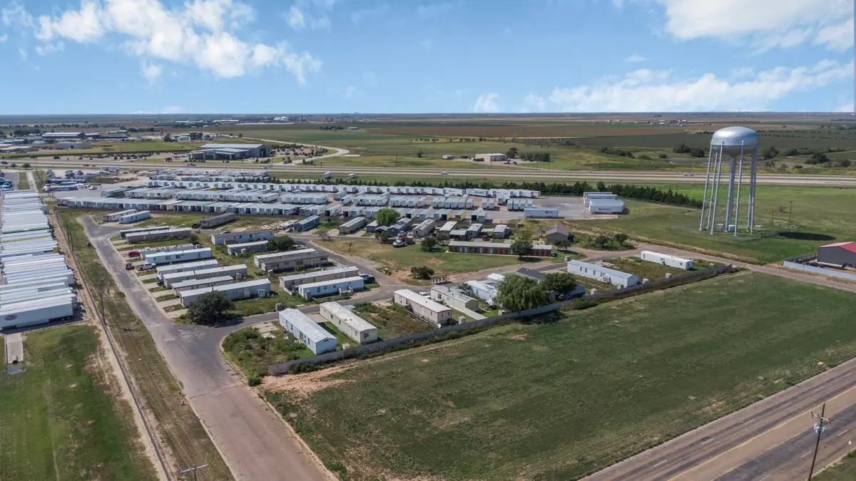 3301 Quincy Avenue, Plainview, TX 79072 - Image #1