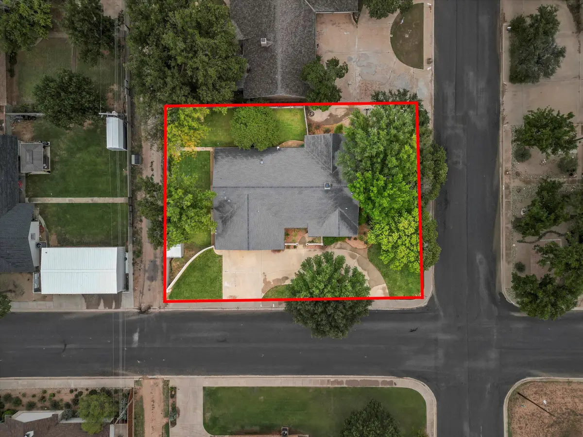 103 Baylor Lane, Levelland, TX 79336 - Image #1