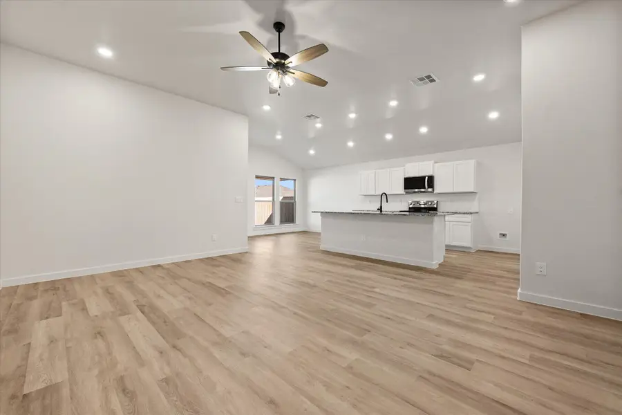 7218 8th Street, Lubbock, TX 79416 - Image #3