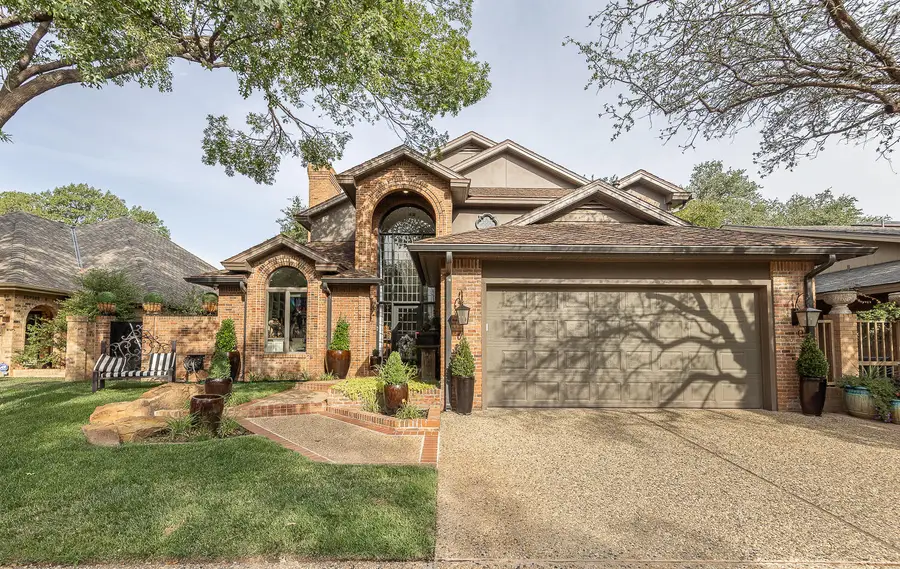 9102 Vicksburg Avenue, Lubbock, TX 79424 - Image #2