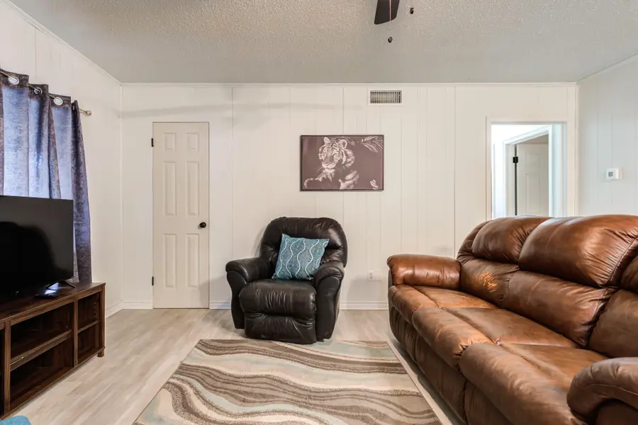 4612 Canton Avenue, Lubbock, TX 79413 - Image #3