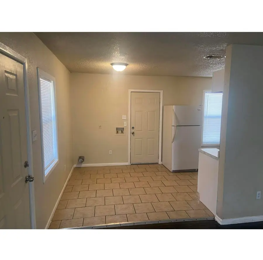 2411 Cedar Avenue, Lubbock, TX 79404 - Image #2
