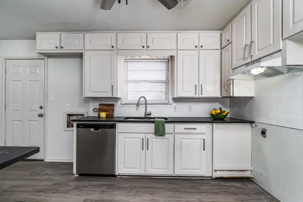 721 N Floyd Avenue, Tulia, TX 79088