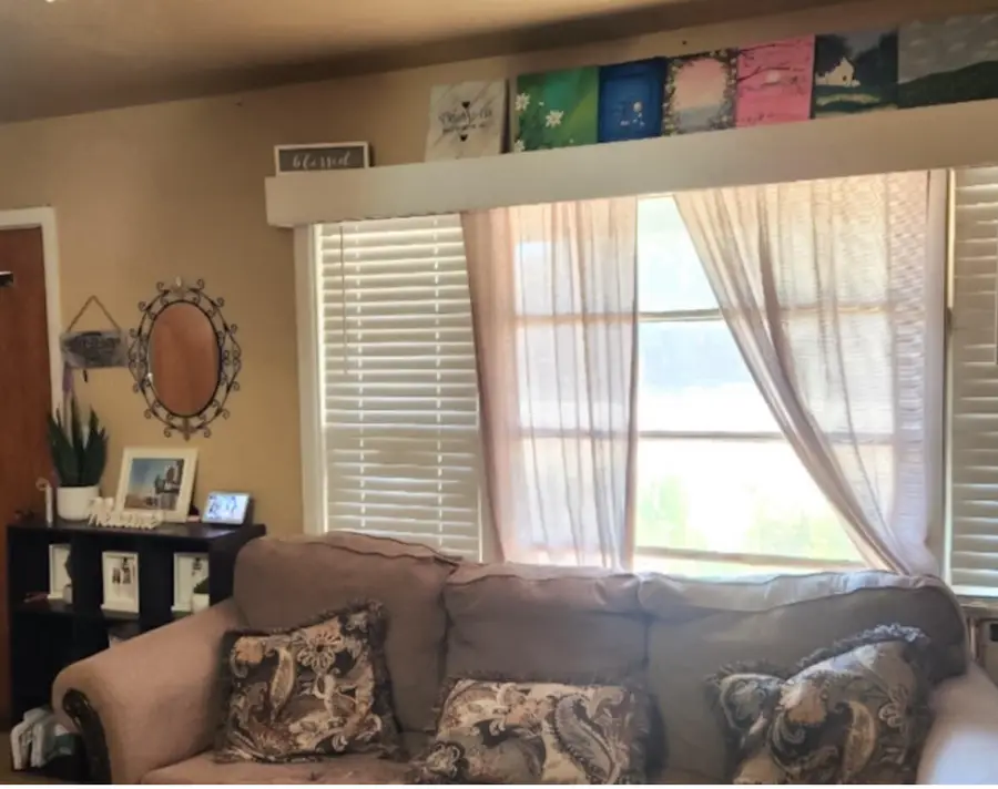 1212 Green Avenue, Wilson, TX 79381 - Image #3