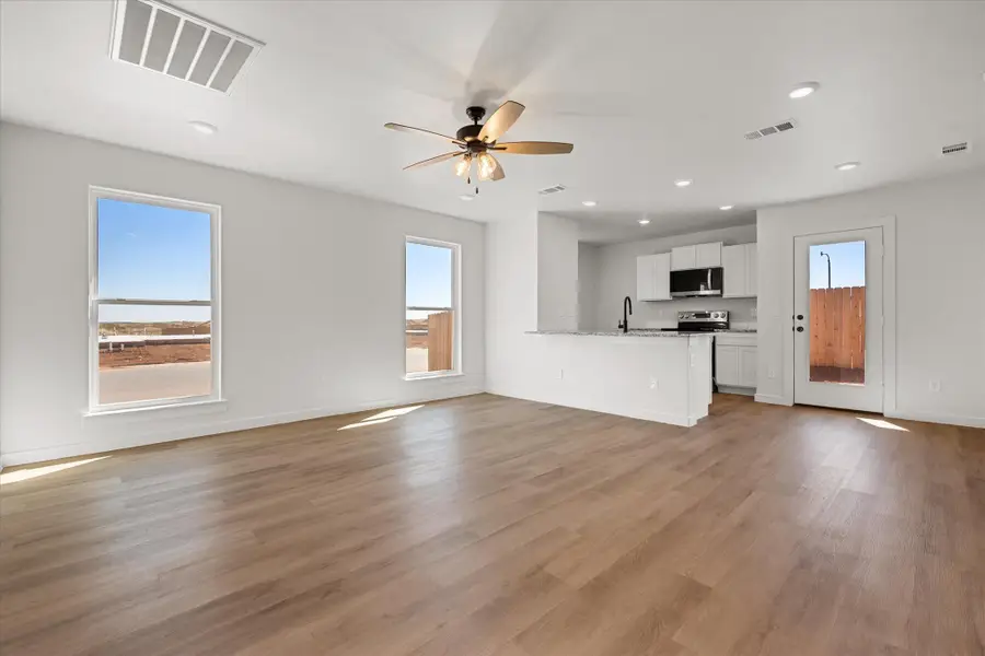 517 E 23rd Street, Wolfforth, TX 79382 - Image #3