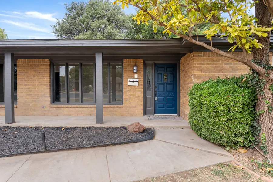 7902 Lynnhaven Avenue, Lubbock, TX 79423 - Image #2