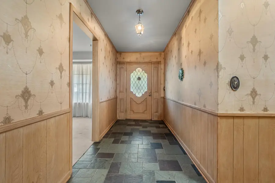 905 W Virginia Street, Floydada, TX 79235 - Image #3