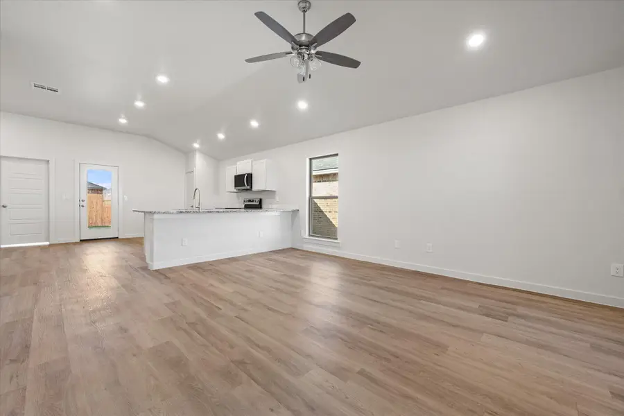 1321 N Chicago Avenue, Lubbock, TX 79416 - Image #3