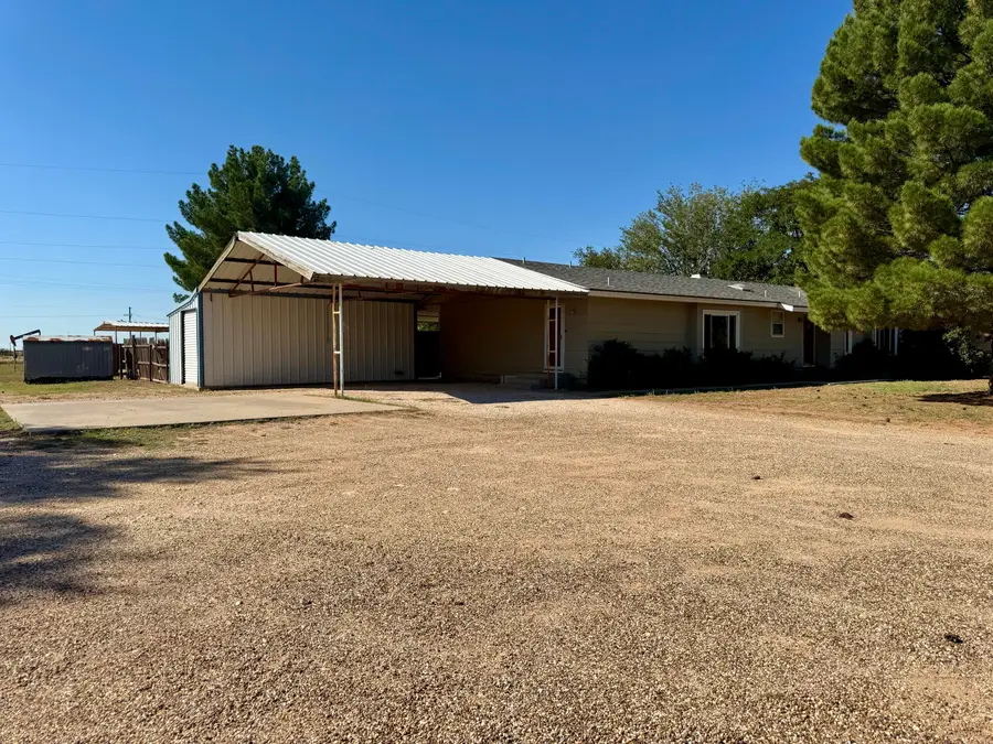 1317 Western Avenue, Denver City, TX 79323 - Image #2