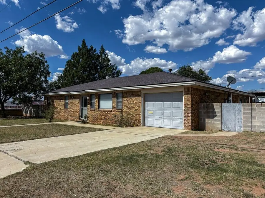520 W 8th Street, Denver City, TX 79323 - Image #3