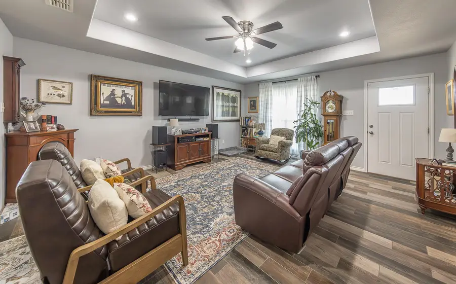 8804 10th Place, Lubbock, TX 79416 - Image #2