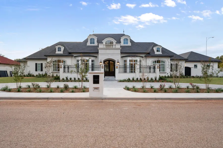 1902 Aberdeen Avenue, Lubbock, TX 79407 - Image #3