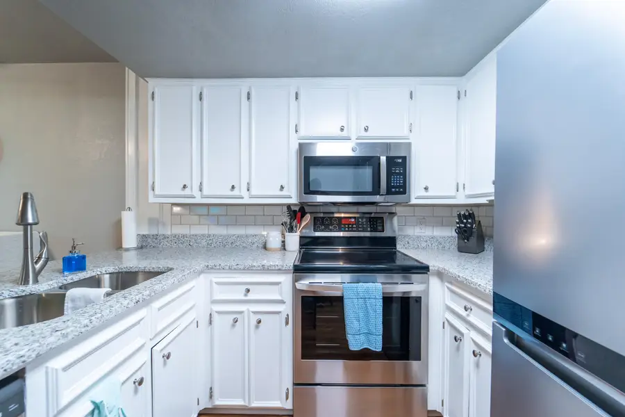 8601 Memphis Drive, Lubbock, TX 79423 - Image #2