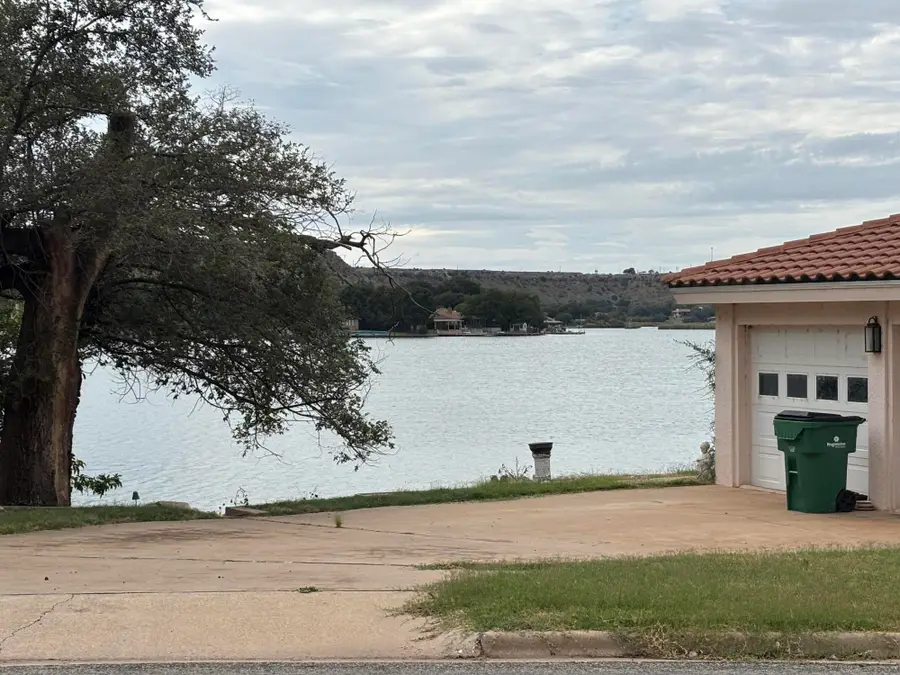 66 E Lakeshore Drive, Ransom Canyon, TX 79366 - Image #2