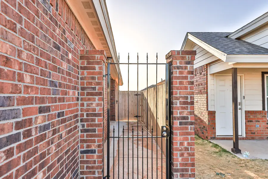 12008 Englewood Avenue, Lubbock, TX 79424 - Image #3