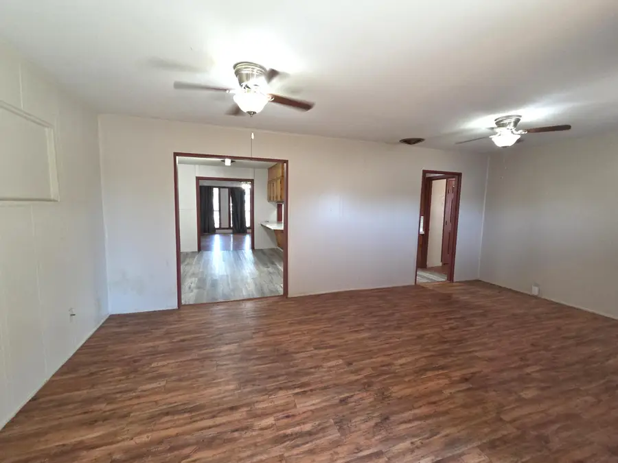 600 Vernon Street, Plainview, TX 79072 - Image #2
