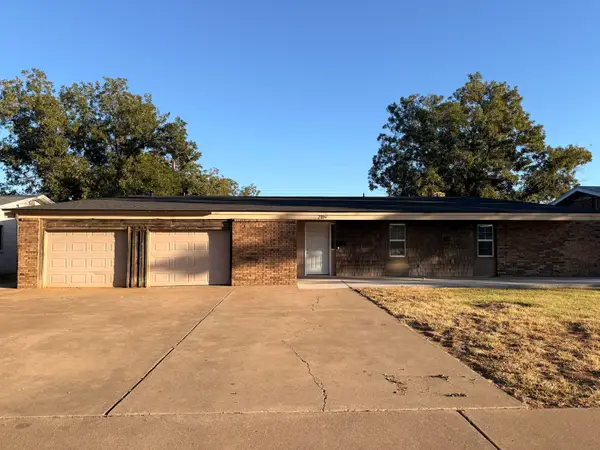 2104 56th Street, Lubbock, TX 79412