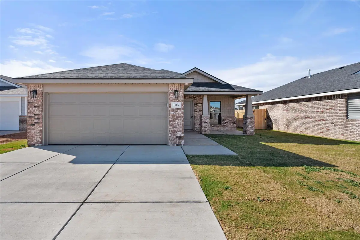 1605 N Clinton Avenue, Lubbock, TX 79416 - Image #1