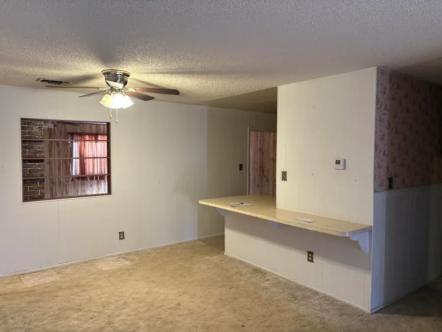 906 S Cedar Street, Brownfield, TX 79316 - Image #3