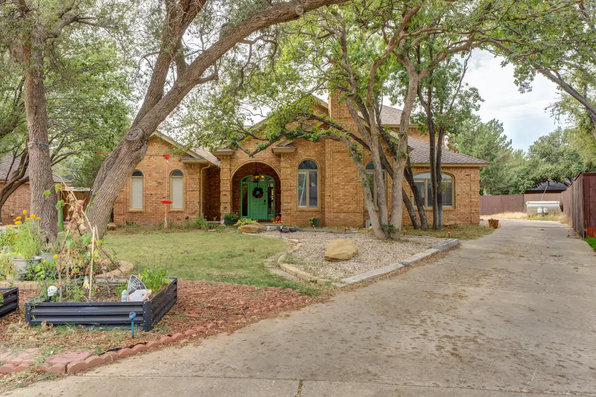 8708 Richmond Avenue, Lubbock, TX 79424 - Image #1