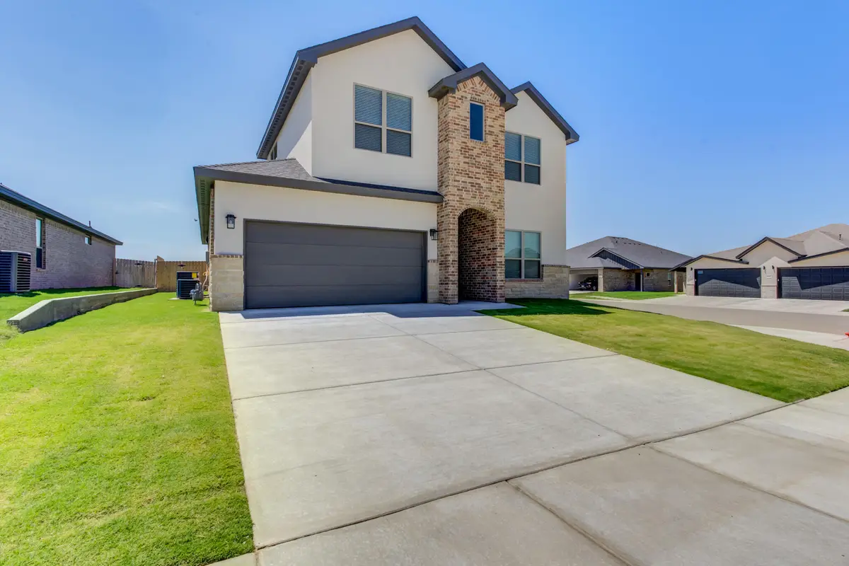 601 E 13th Street, Wolfforth, TX 79382 - Image #1