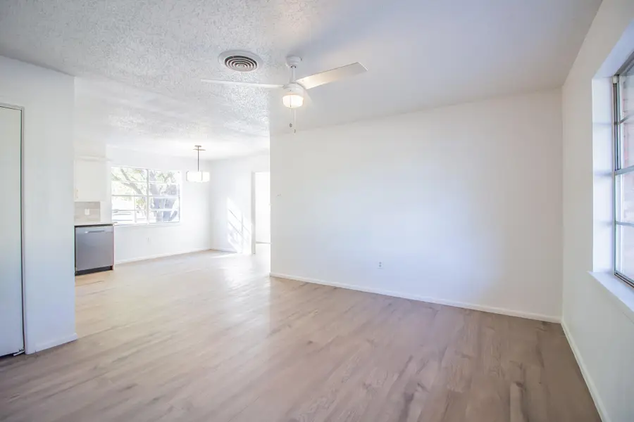 6027 Orlando Avenue, Lubbock, TX 79413 - Image #2