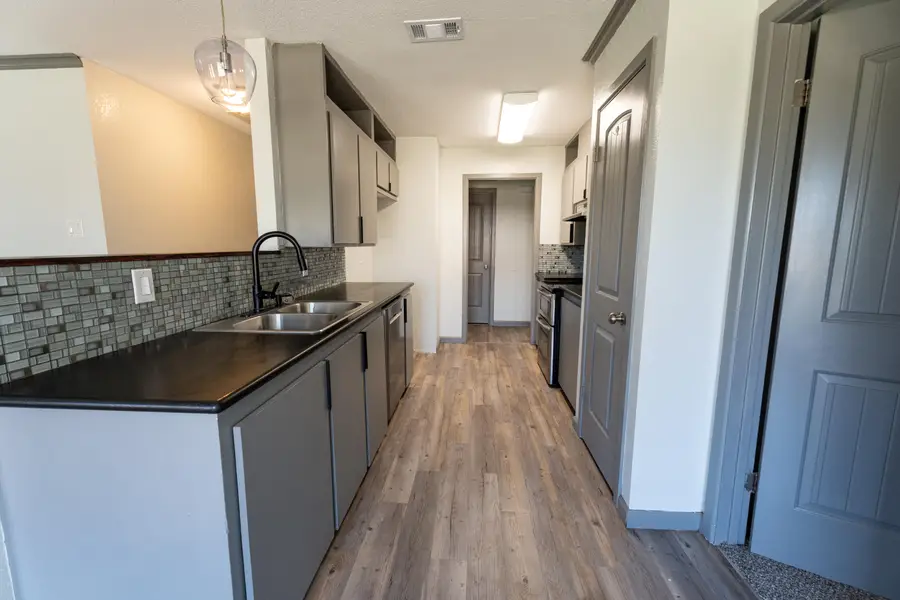 5502 3rd Street, Lubbock, TX 79416 - Image #3