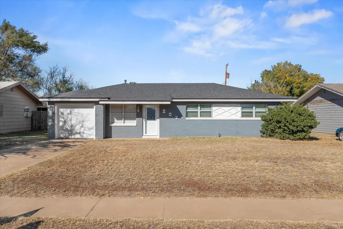 207 Pat Street, Levelland, TX 79336 - #1