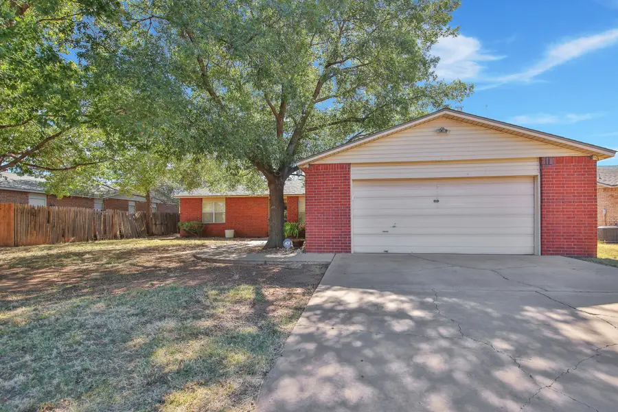 2409 94th Street, Lubbock, TX 79423 - Image #2