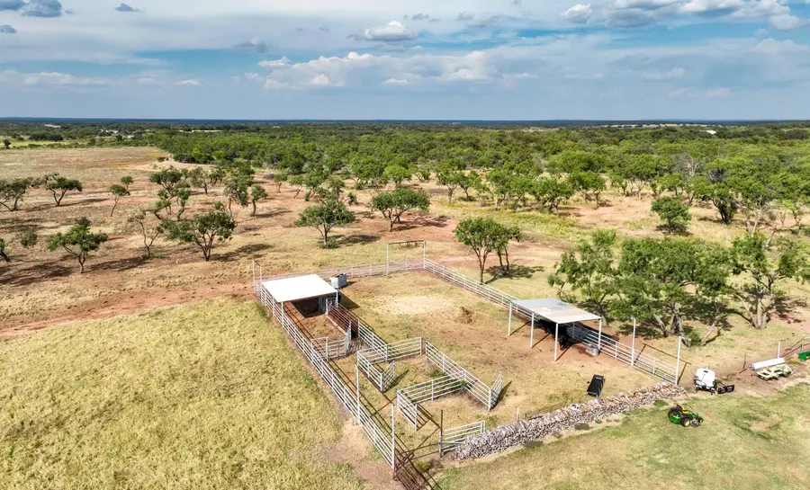 15351 Co Rd 129, Brownwood, TX 76801 - Image #2