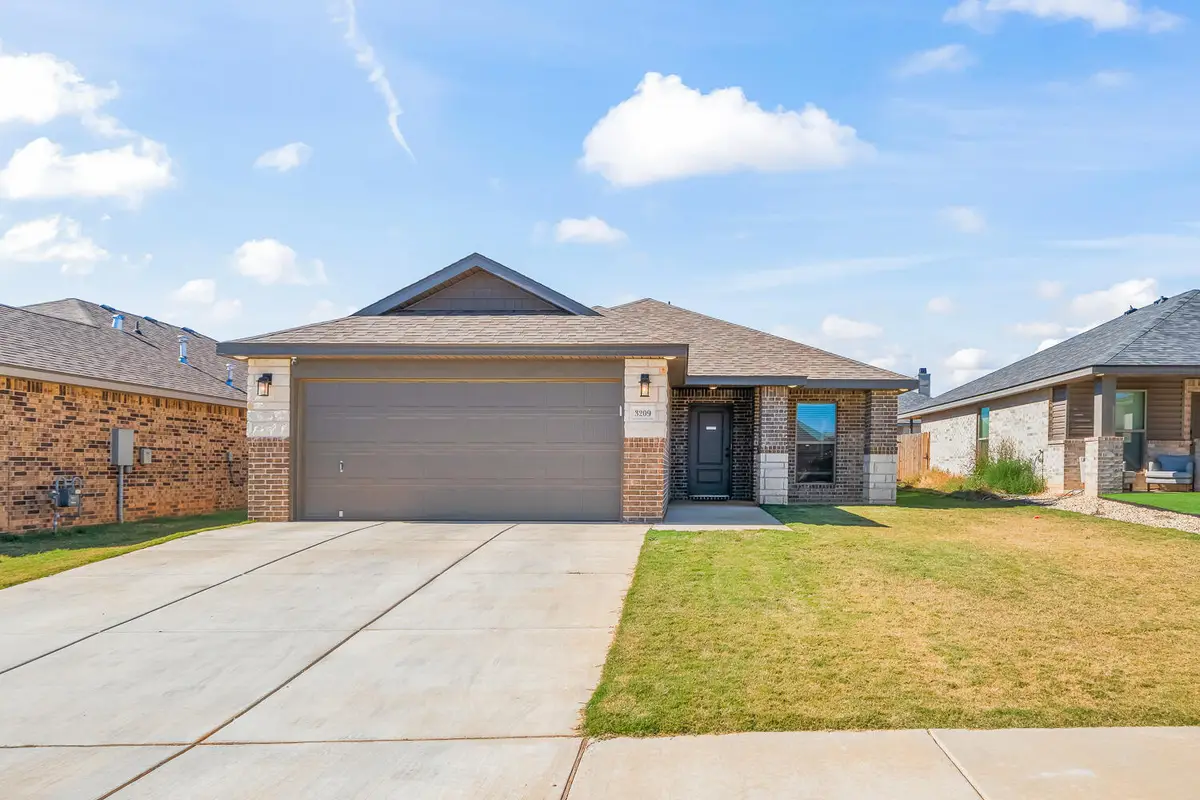 3209 Durham Avenue, Wolfforth, TX 79382 - Image #1