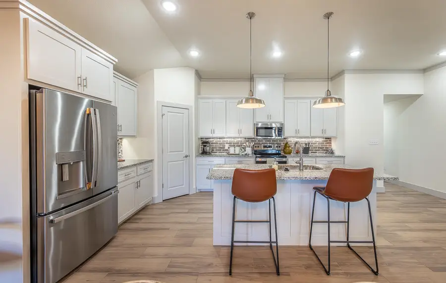 5804 Valencia Avenue, Lubbock, TX 79407 - Image #2