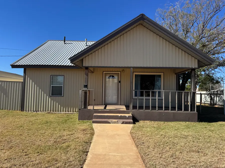 302 S Avenue G, Lamesa, TX 79331 - Image #2
