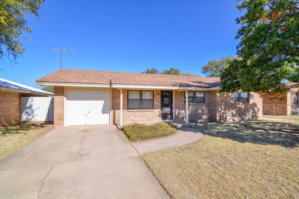 801 13th Street, Shallowater, TX 79363 - #1