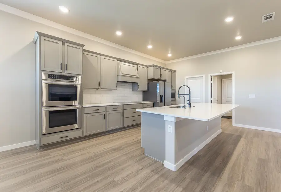 7502 98th Place, Lubbock, TX 79424 - #3