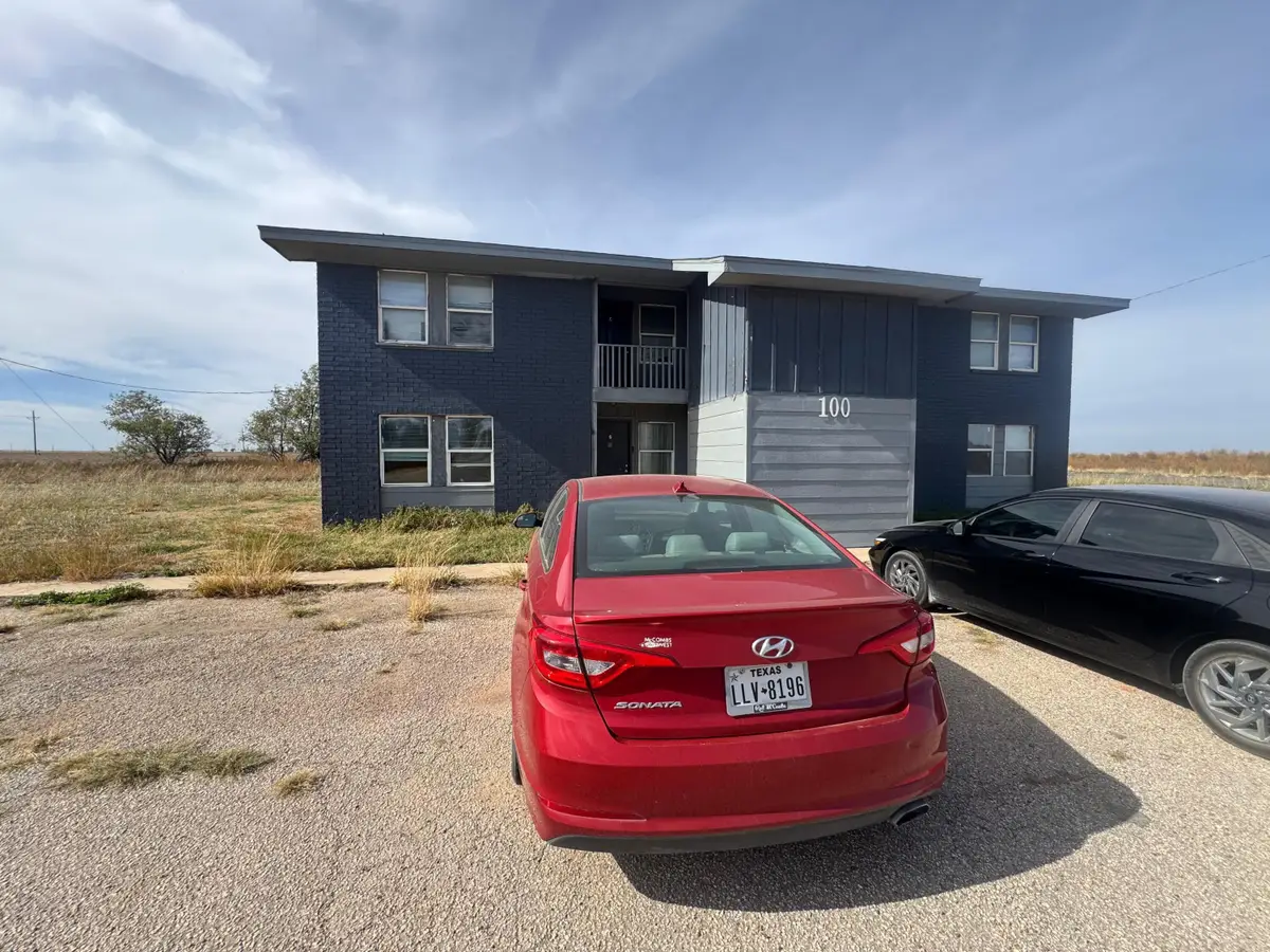 100 Pecos Place, Plainview, TX 79072 - Image #1