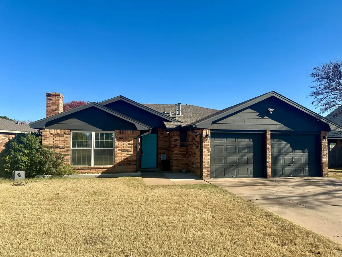 304 N Essex Drive, Lubbock, TX 79416 - Image #1