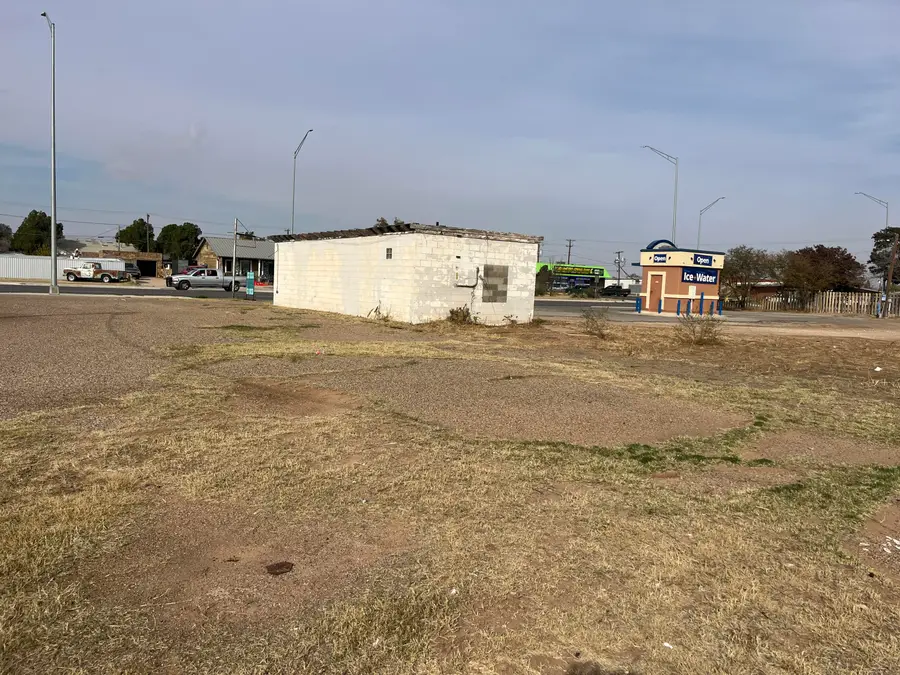 811 N 4th Street, Lamesa, TX 79331 - Image #3