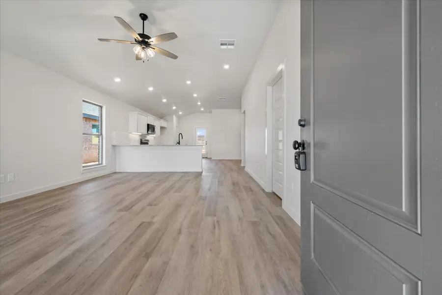 606 E 22nd Street, Wolfforth, TX 79382 - Image #2