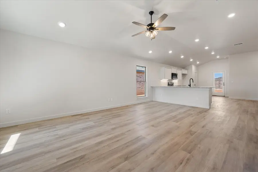 606 E 22nd Street, Wolfforth, TX 79382 - Image #3