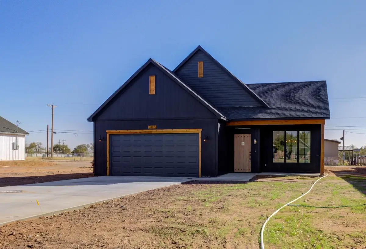 305 SW Ave L, Seminole, TX 79360 - Image #1