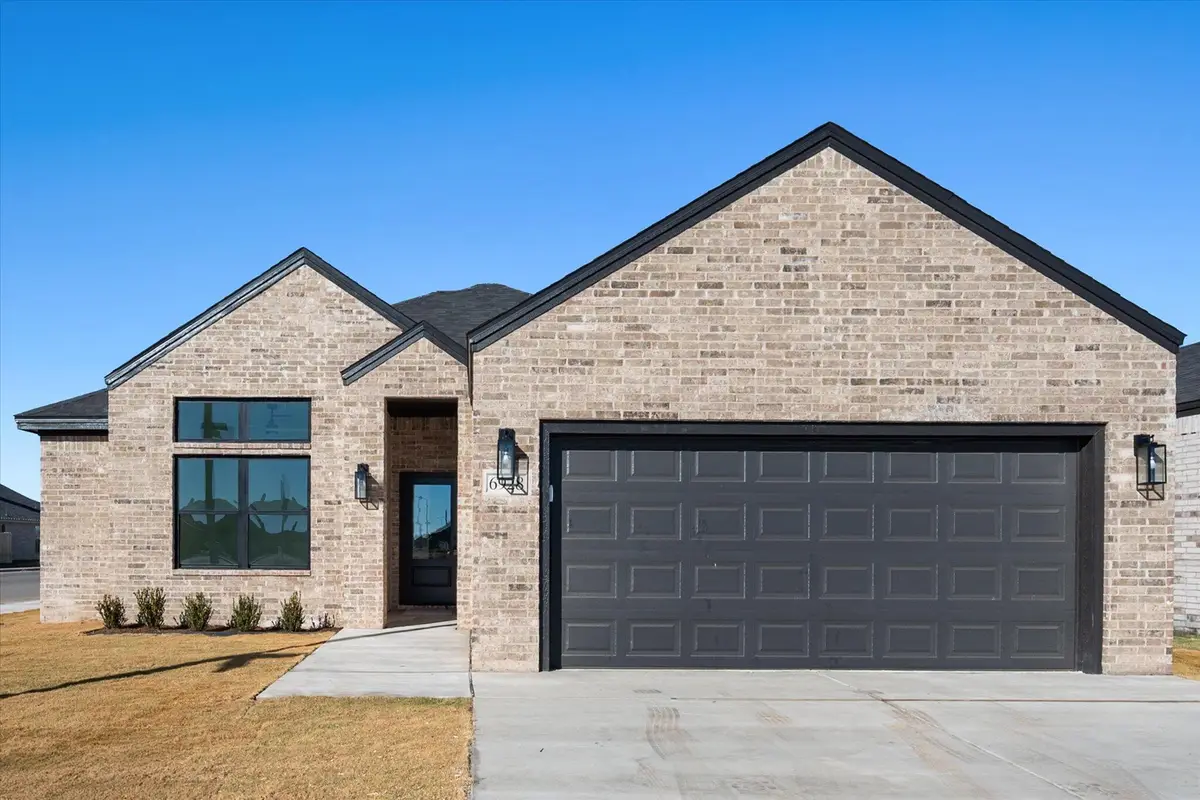 6928 14th Street, Lubbock, TX 79416 - #1