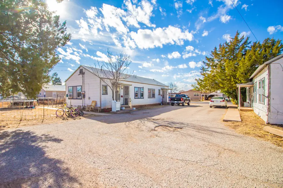 516 N Ave F, Denver City, TX 79323 - Image #2