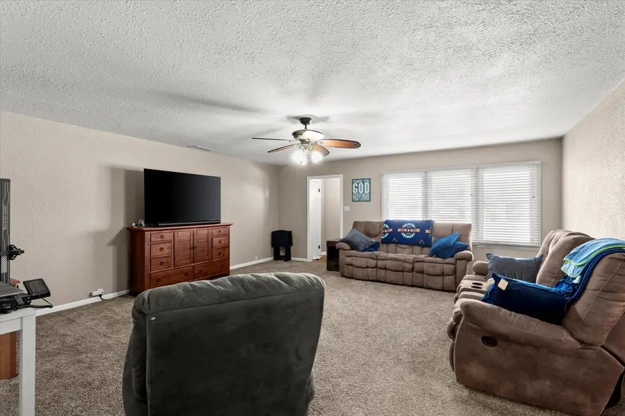 110 W Monroe Street, Levelland, TX 79336 - Image #3