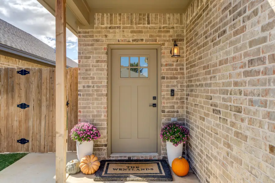 61 Amesbury Court, Lubbock, TX 79416 - Image #3