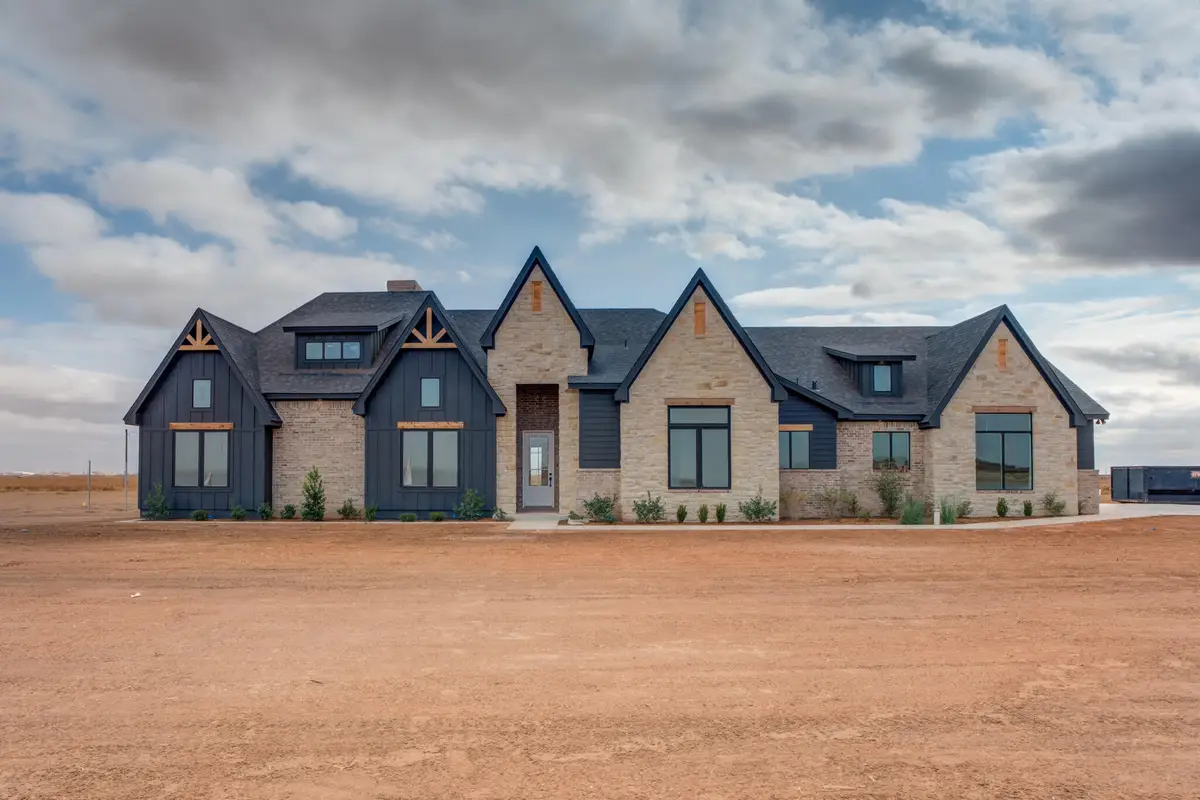 3537 Quail Hollow Road, Ropesville, TX 79358 - Image #1