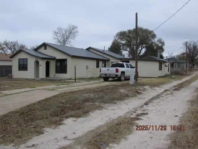 716 W E Avenue, Muleshoe, TX 79347 - Image #1