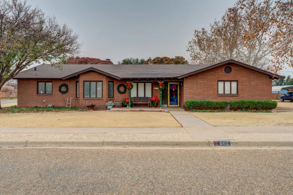 902 W 6th Street, Idalou, TX 79329 - Image #1